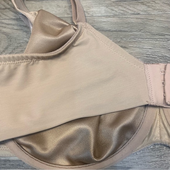 Soma Stunning Support Unlined Minimizer Bra - Picture 6 of 11